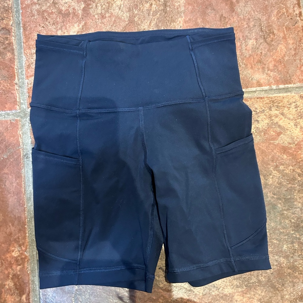 Lululemon Shorts Size 2